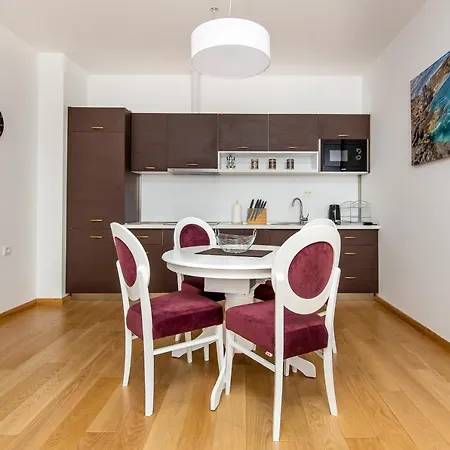 Lora In Apartment Budva