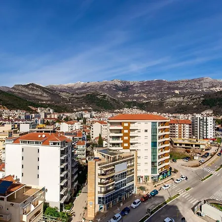 Lora In Apartment Budva